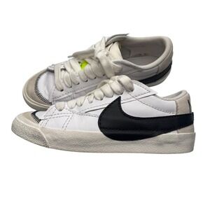 Nike Blazer Low '77 Jumbo Shoes Womens 8.5 White Black Trendy